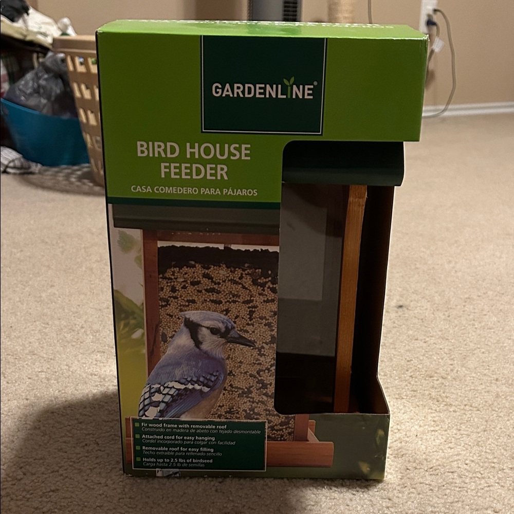 Green Bird House Feeder